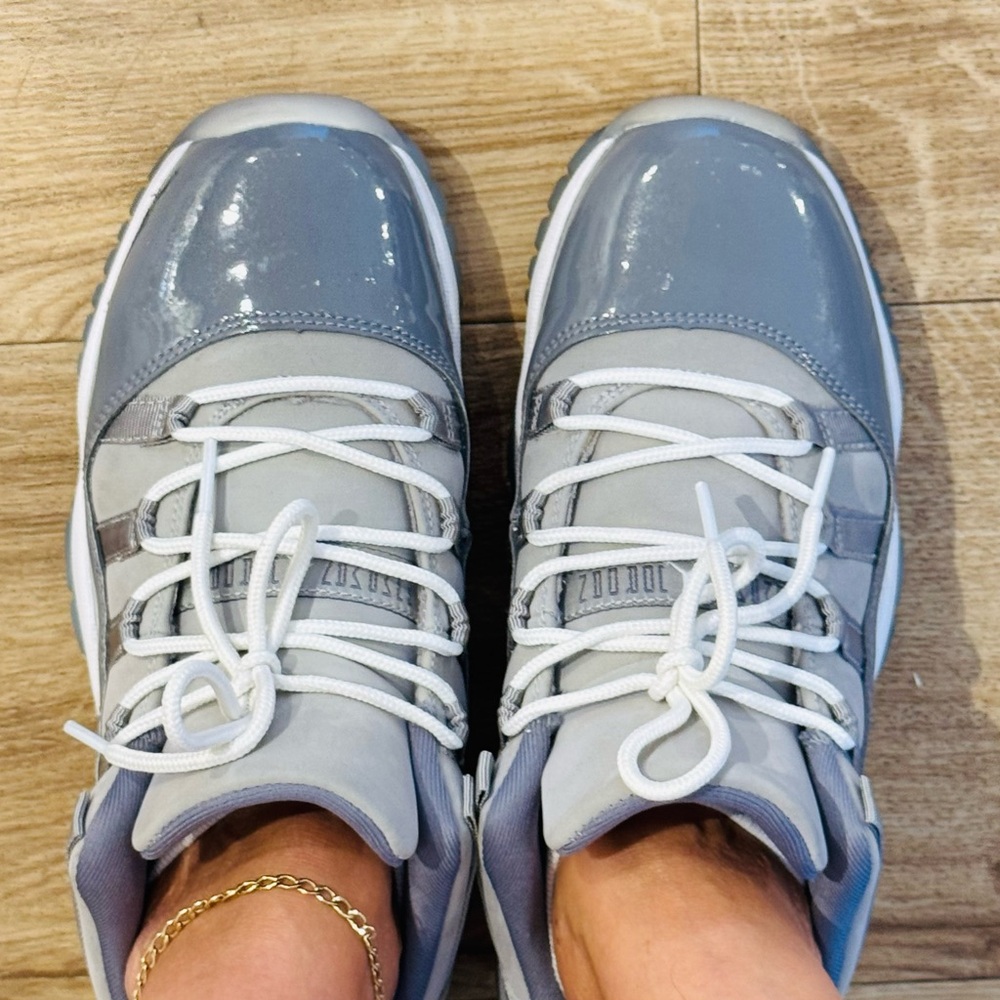 Low-Top Gray Patent Leather youth size 6